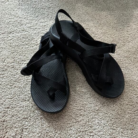 Chaco Black Classic Strappy Hiking Outdoor Sandals Men\'s Size 11 Adjustable